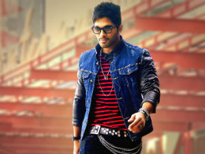 అందుకే అల్లు అర్జున్ హ్యాండ్ ఇచ్చాడా..? అందుకే అల్లు అర్జున్ హ్యాండ్ ఇచ్చాడా..?