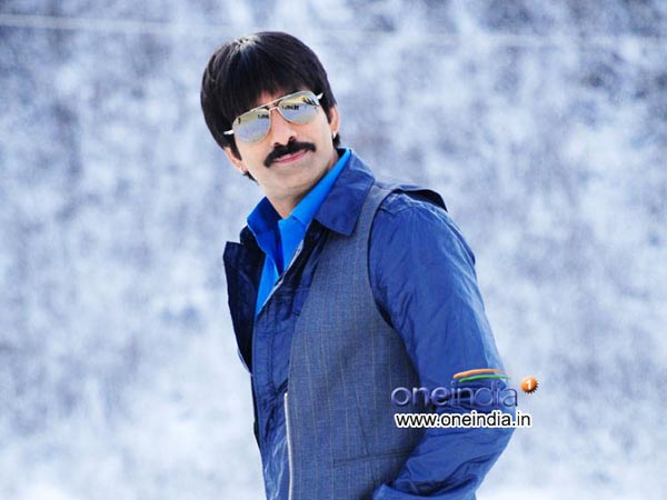 రవితేజ ఇన్ సెక్యూరిటీ తో చేస్తున్నాడా? రవితేజ ఇన్ సెక్యూరిటీ తో చేస్తున్నాడా?