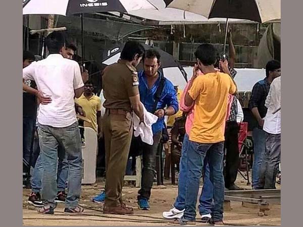 Srinu vytla movie – Is Ram Charan playing police?? Srinu vytla movie – Is Ram Charan playing police??