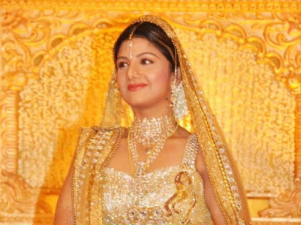 Hyderabad court issue notice to hot actress rambha Hyderabad court issue notice to hot actress rambha