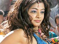 Priyamani Priyamani
