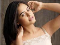 Bindu Madhavi Bindu Madhavi