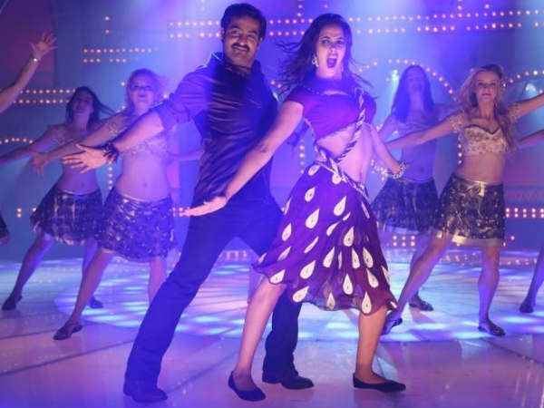 బాద్షా అదరగొట్టిన నికోల్