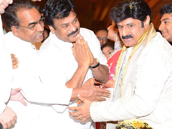 వృత్తిపరంగా పోటీ...వ్యక్తిగతంగా స్నేహం