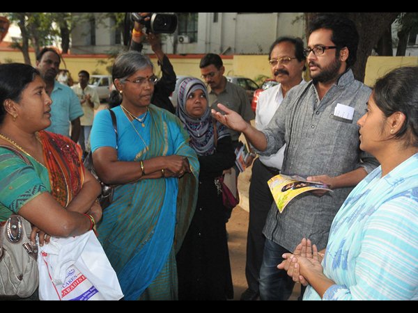 నామాన్యుడిగా వచ్చా..