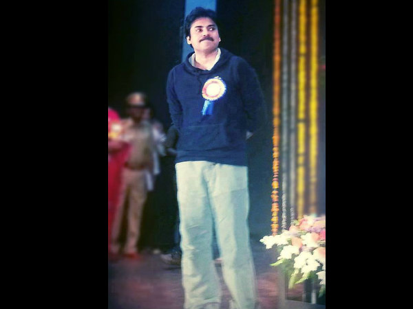 Pawan Kalyan at Bharatiya Vidya Bhavan Pawan Kalyan at Bharatiya Vidya Bhavan