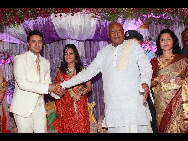 రోశయ్య ఆశీర్వాదం