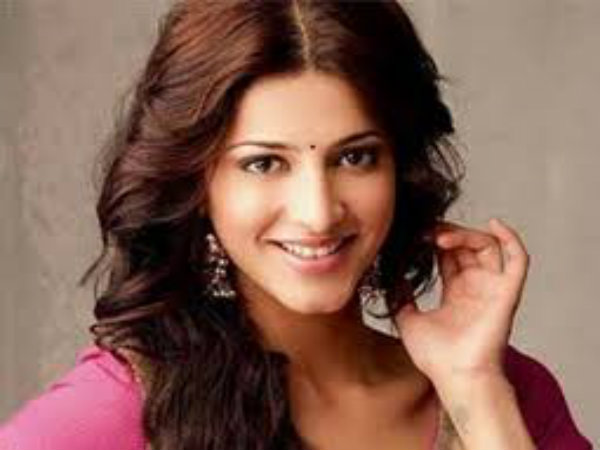 Cid enquiry on Shruti Hasan leaked pictures Cid enquiry on Shruti Hasan leaked pictures