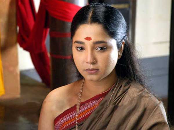 Actress Aishwarya wants to become director Actress Aishwarya wants to become director