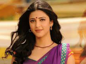 Is Shruti Haasan the surprise element in Aagadu? Is Shruti Haasan the surprise element in Aagadu?