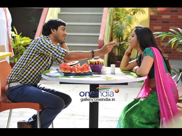 దర్శకుడు