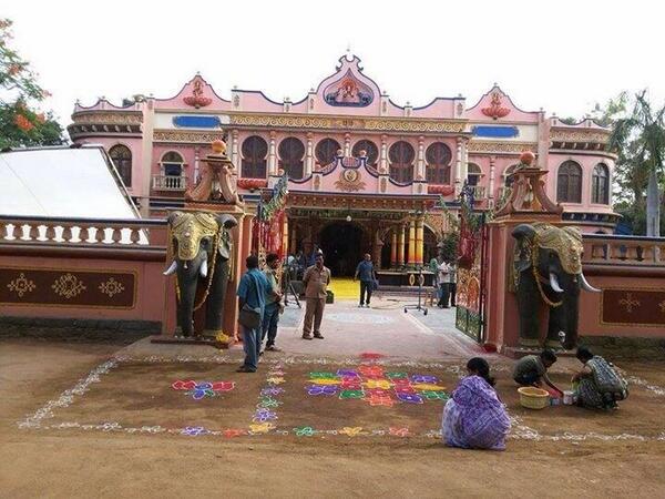 14 Reels want to stop ‘Govindudu Andari Vadele’? 14 Reels want to stop ‘Govindudu Andari Vadele’?