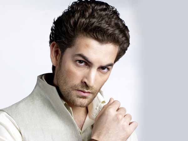 Neil Nitin Mukesh as villain in Vijay's Kaththi Neil Nitin Mukesh as villain in Vijay's Kaththi