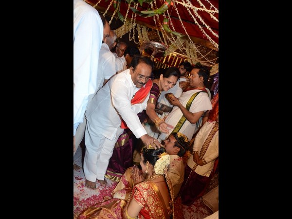 పరుచూరి గోపాల కృష్ణ