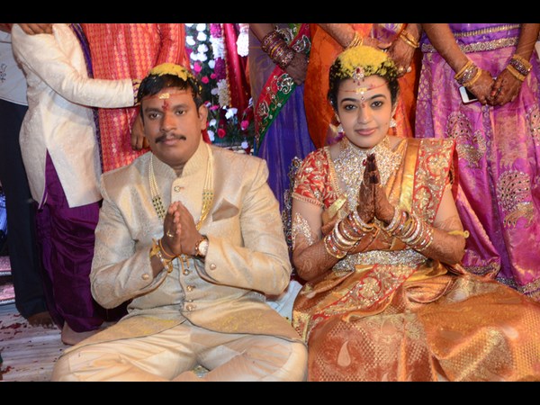 వధూవరులు