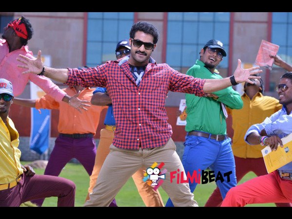 తెరమీద