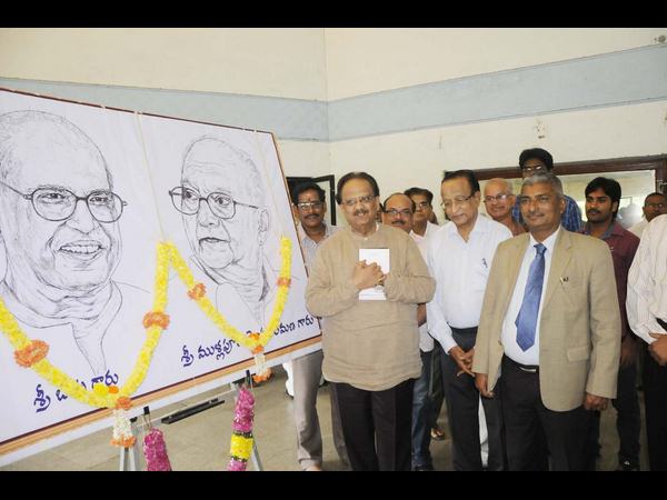 Balasubramaniam about Bapu in andhra university Balasubramaniam about Bapu in andhra university