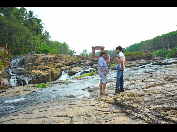 గోవిందుడు అందరి వాడేలే వర్కింగ్ స్టిల్స్ 8