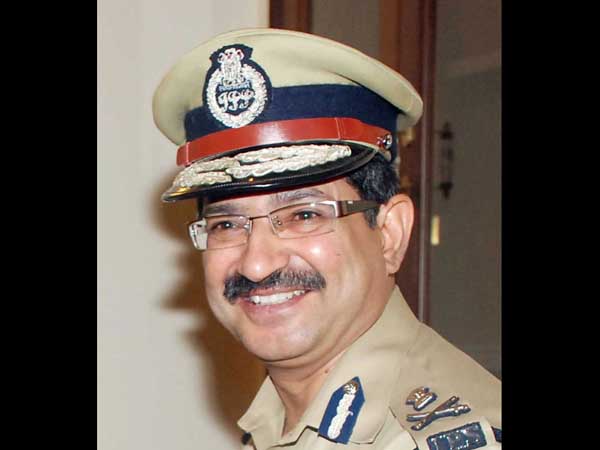 Telangana Film Producers Guild met DGP Anurag Sharma Telangana Film Producers Guild met DGP Anurag Sharma