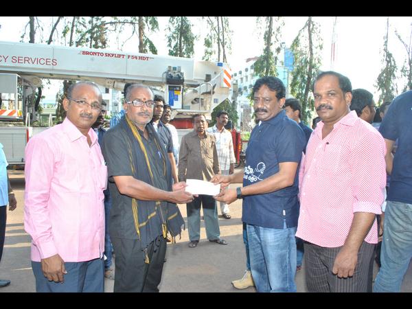 ఆదుకుంటానన్నారు