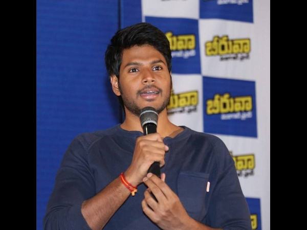 తెరముందు...