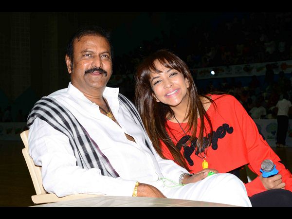 రిఫరీగా...