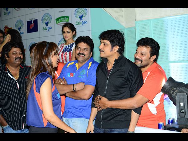తొలిమ్యాచ్