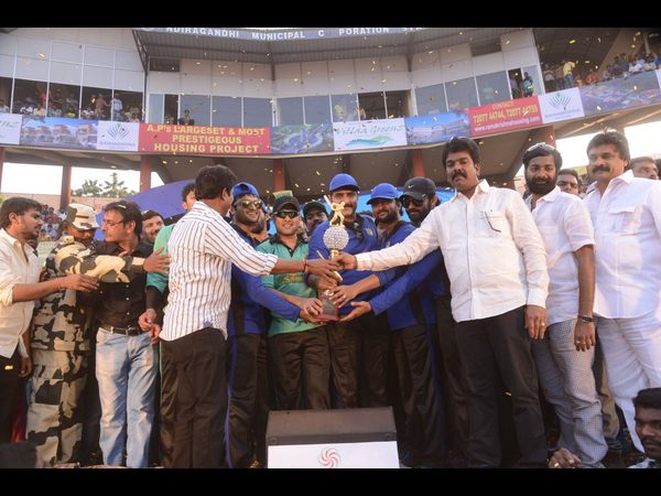 ట్రోపీ