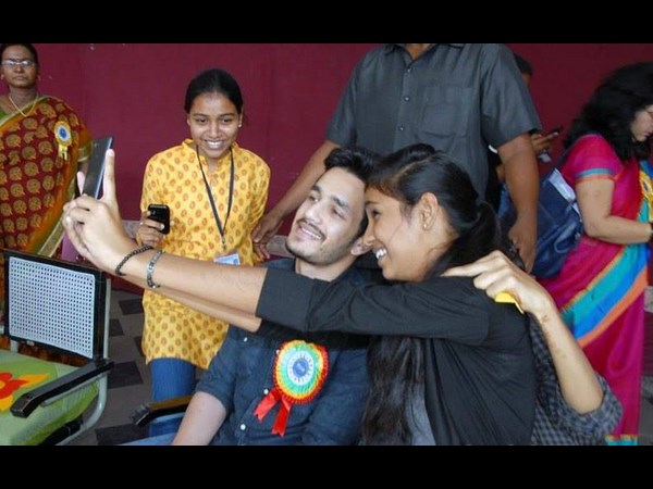సెల్ఫీ
