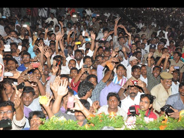 రచయిత రత్నం మాట్లాడుతూ....