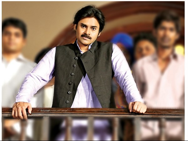 పవన్ లుక్