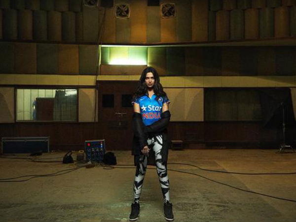 Deepika Padukone Poses Wearing World Cup Team India Jersey Deepika Padukone Poses Wearing World Cup Team India Jersey