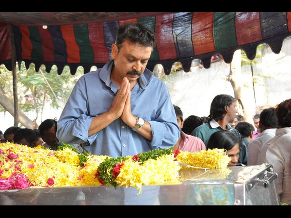 నరేష్