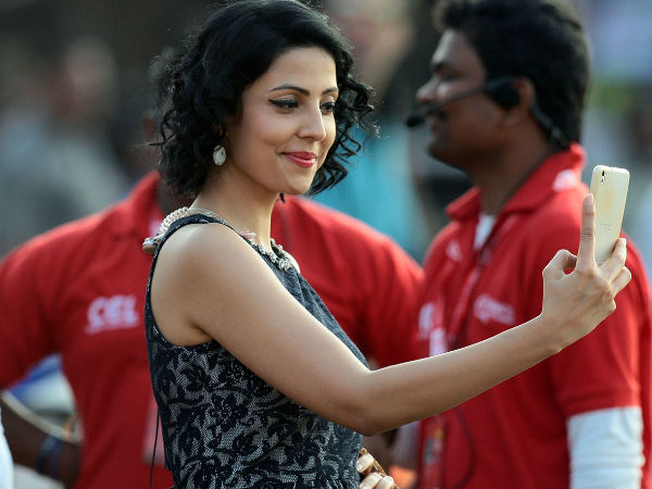 సెల్ఫీ