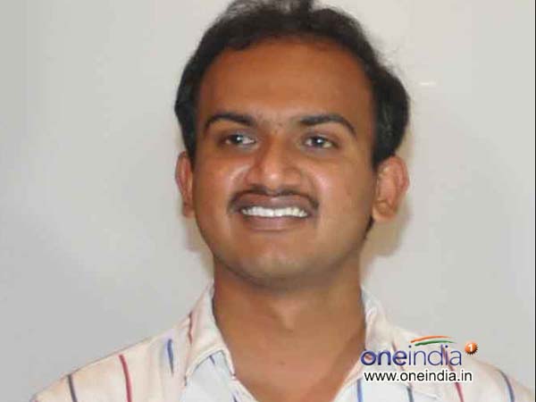 Merlapaka Gandhi, Sharwanand now join hands Merlapaka Gandhi, Sharwanand now join hands