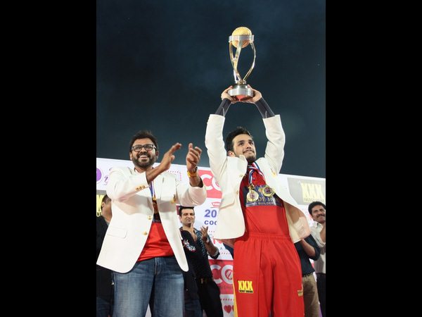 అఖిల్