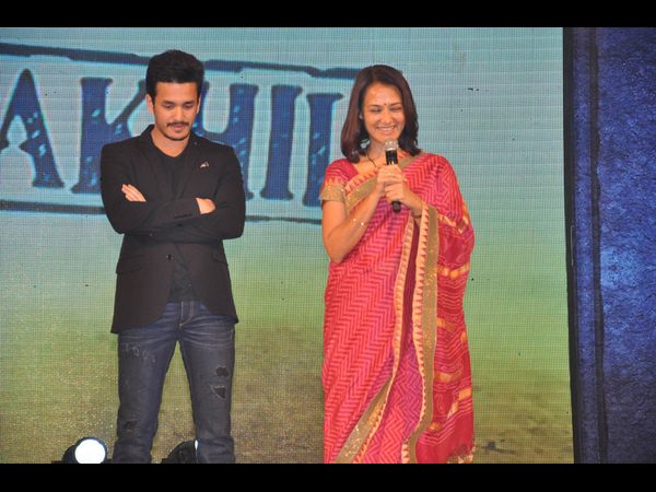 పరిచయ వేదిక
