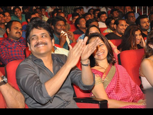 నాగార్జున మాట్లాడుతూ...
