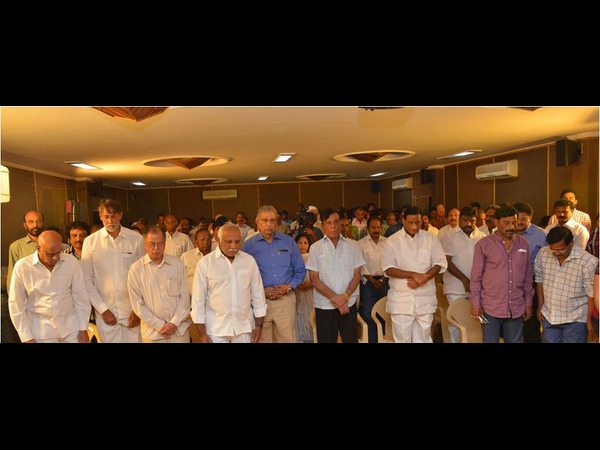 సినీ ప్రముఖులు