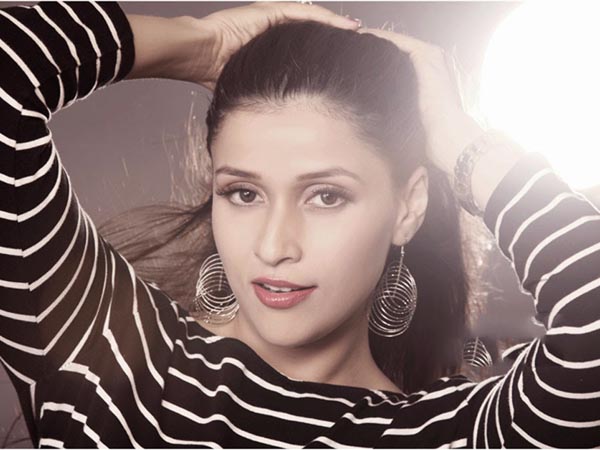 Mannara Chopra with Sunil Mannara Chopra with Sunil