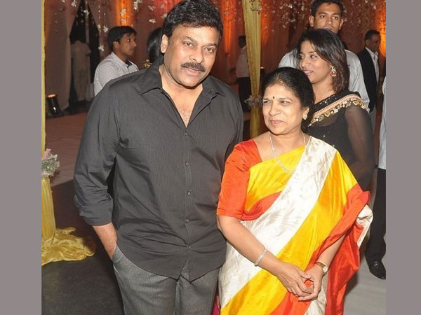 Chiranjeevi family offers spl pooja Chiranjeevi family offers spl pooja