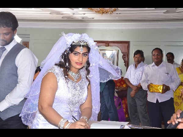 తొలి సినిమా...