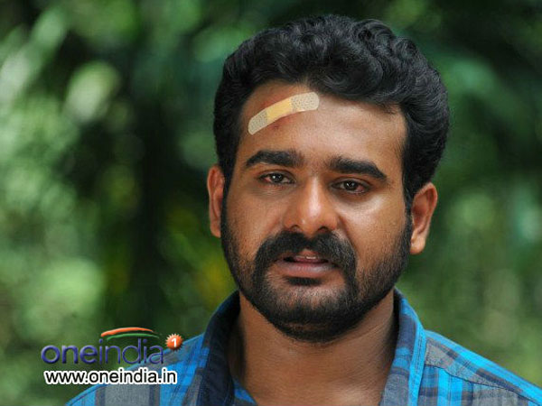 Malayalam actor Sidharth Bharathan injured in road accident, still critical Malayalam actor Sidharth Bharathan injured in road accident, still critical