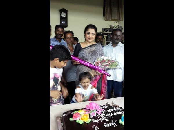 పదమూడేళ్లకే