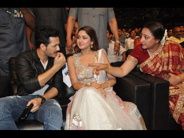 దెబ్బ తగిలినా..