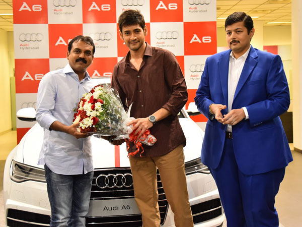 Rajini Kanth fans demand Mahesh Babu to remove Super Star Rajini Kanth fans demand Mahesh Babu to remove Super Star