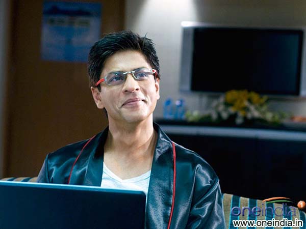 Shah Rukh Khan SLAMS Twitter trolls, says they are 'low on vocabulary and status Shah Rukh Khan SLAMS Twitter trolls, says they are 'low on vocabulary and status