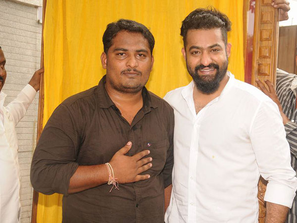 పెద్దాయన ఆశీస్సులు
