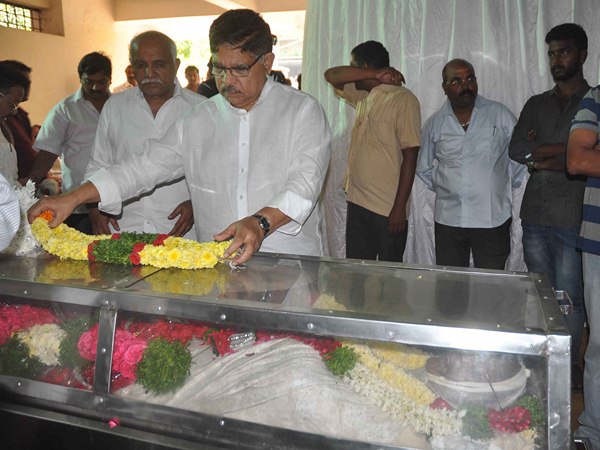 అల్లు అరవింద్