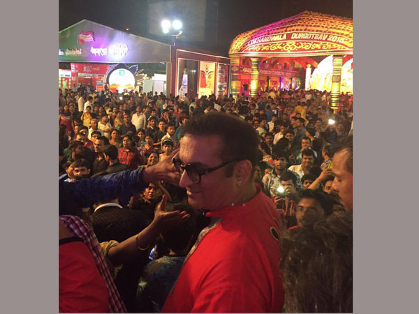 Woman accuses singer Abhijeet Bhattacharya of molestation at Puja Pandal Woman accuses singer Abhijeet Bhattacharya of molestation at Puja Pandal